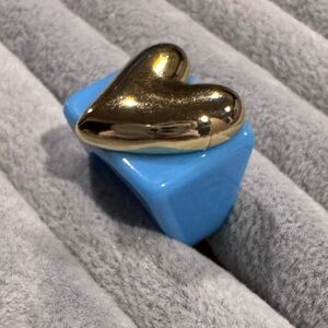 Blue Resin Heart Ring w/ Gold Tone Heart – Size 7 Statement Ring